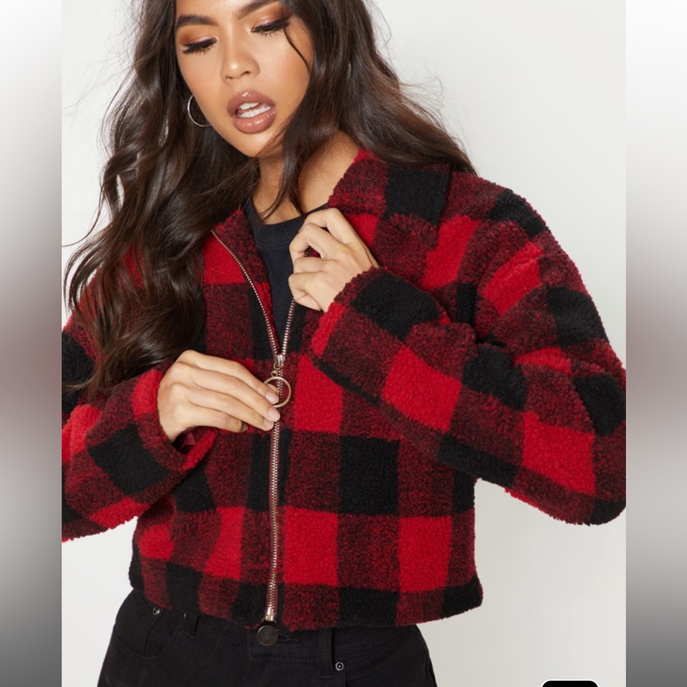 PRETTY LITTLE THING cropped plaid borg jacket